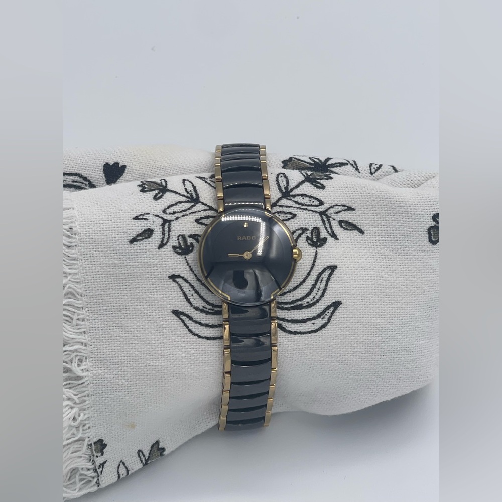 Vintage Rado Ceramic Diastar Ladies Swiss Watch Model No. 153.0352.3 c. 1996